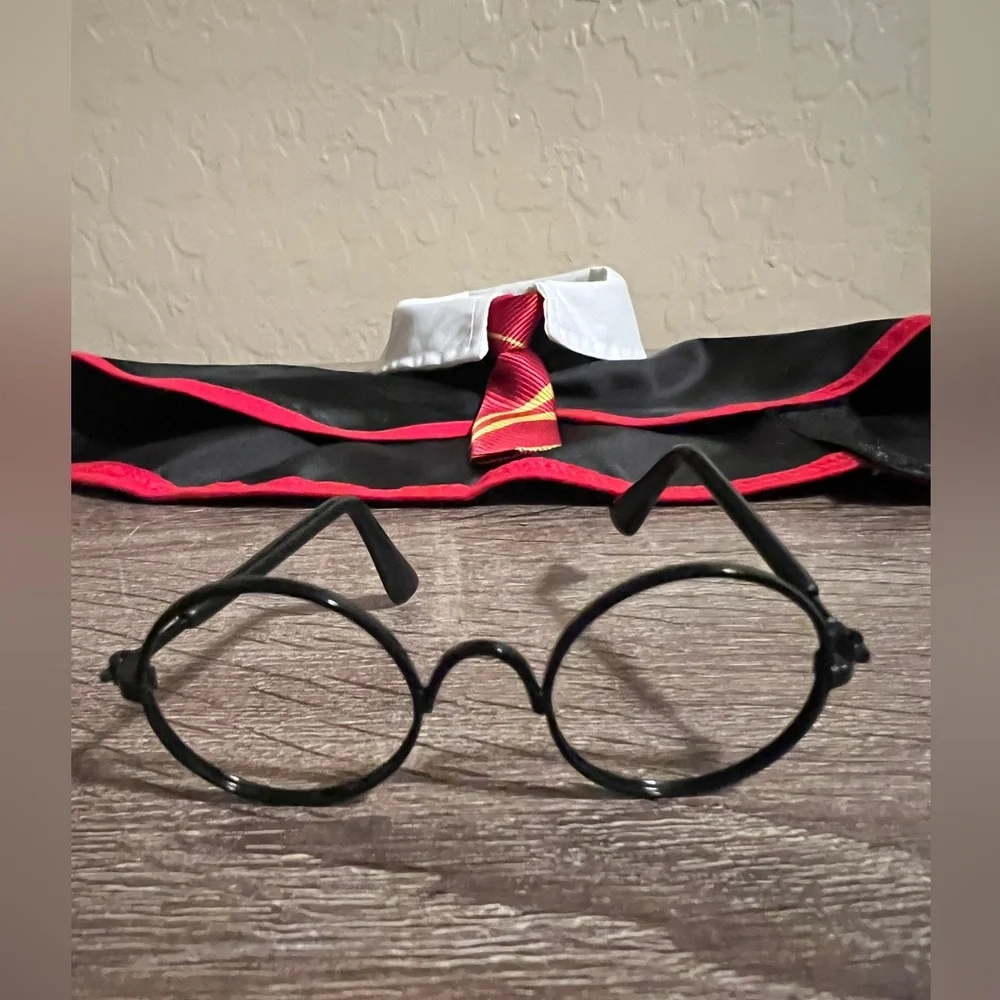 Cat Harry Potter Gryffindor Halloween Dress Up Cosplay Costume Cape Glasses NWT